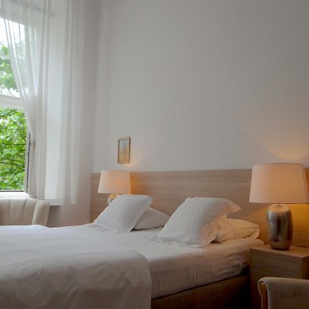 Boutique Aparthotel Krakow Exterior photo